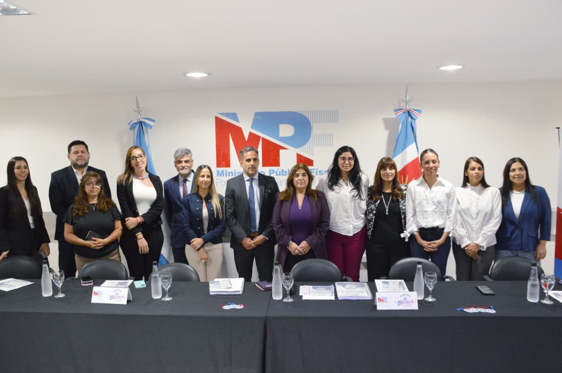 Presentación del programa Brújula